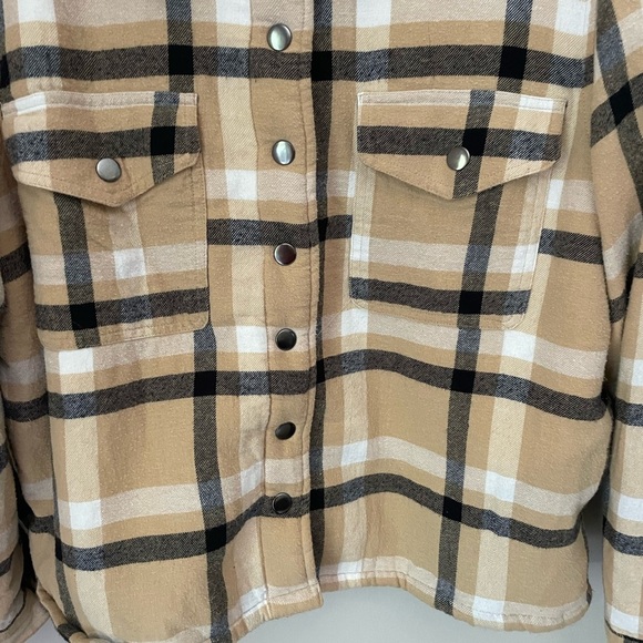Lucky Brand Beige Plaid Sherpa Shacket Size Large - Picture 2 of 9